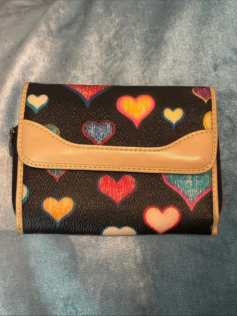 Black Heart Print Women’s Wallet with Tan Trim